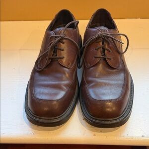 Men’s size 10 dress shoes